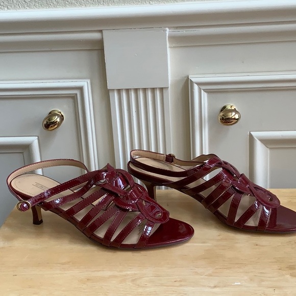 Shoes - Picture 2 of 4